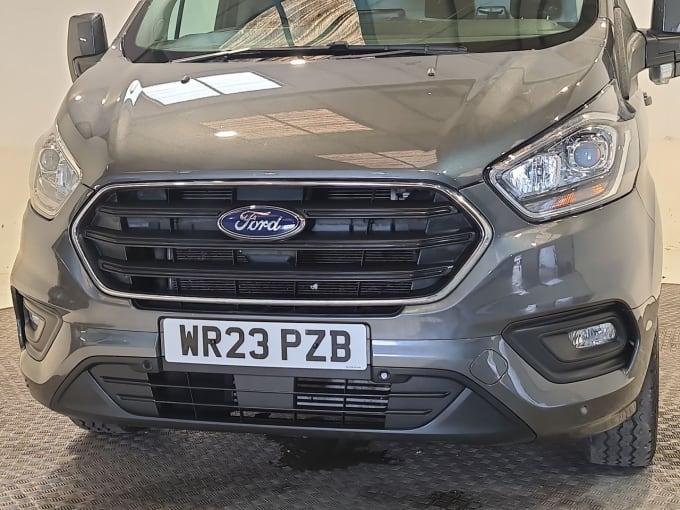 2025 Ford Transit Custom