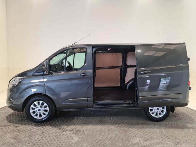 2025 Ford Transit Custom