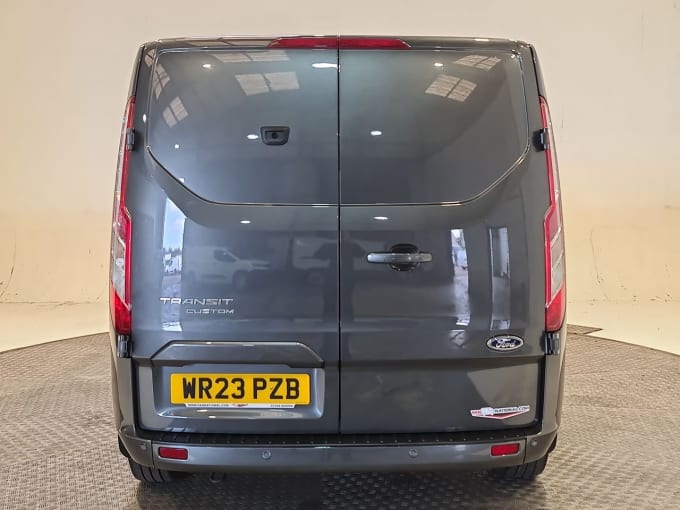 2025 Ford Transit Custom