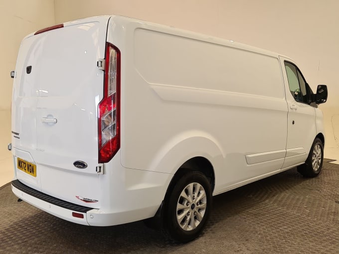 2025 Ford Transit Custom