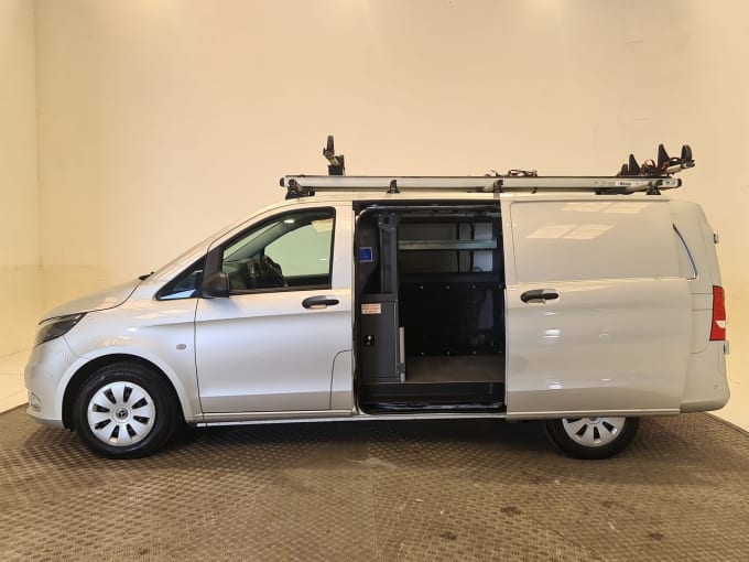 2025 Mercedes-benz Vito
