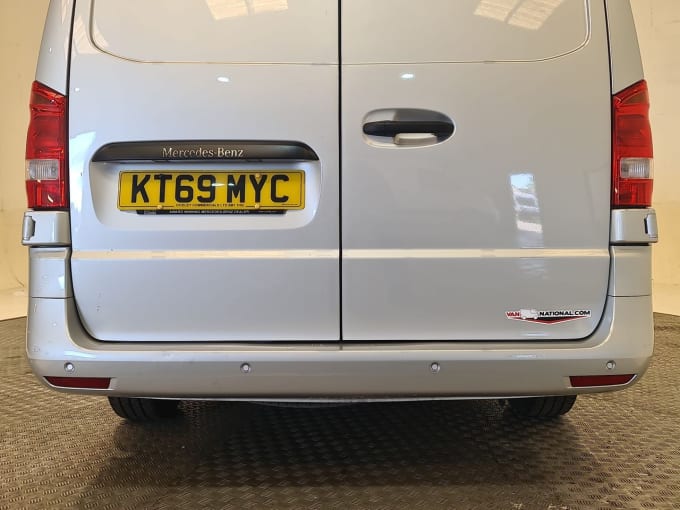 2025 Mercedes-benz Vito