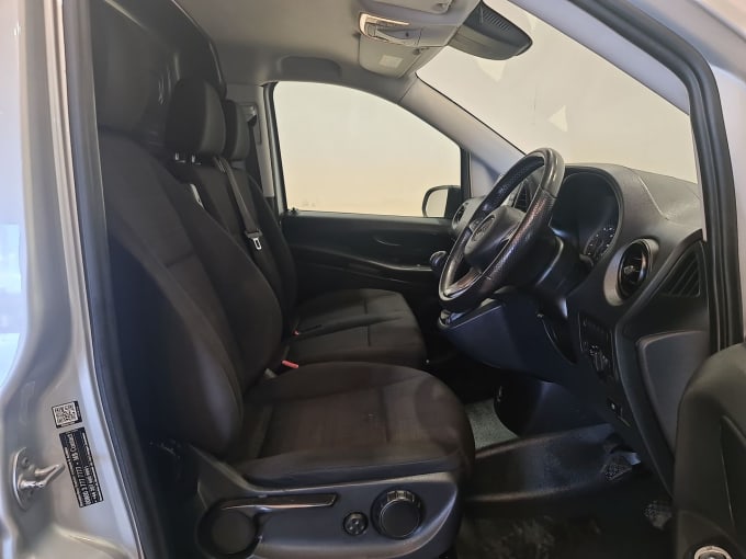 2025 Mercedes-benz Vito
