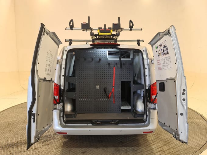 2025 Mercedes-benz Vito