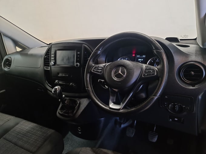 2025 Mercedes-benz Vito