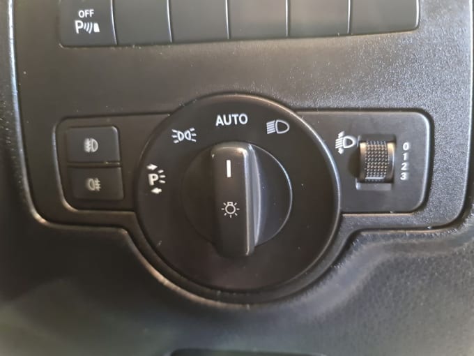 2025 Mercedes-benz Vito