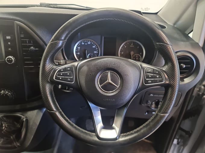 2025 Mercedes-benz Vito