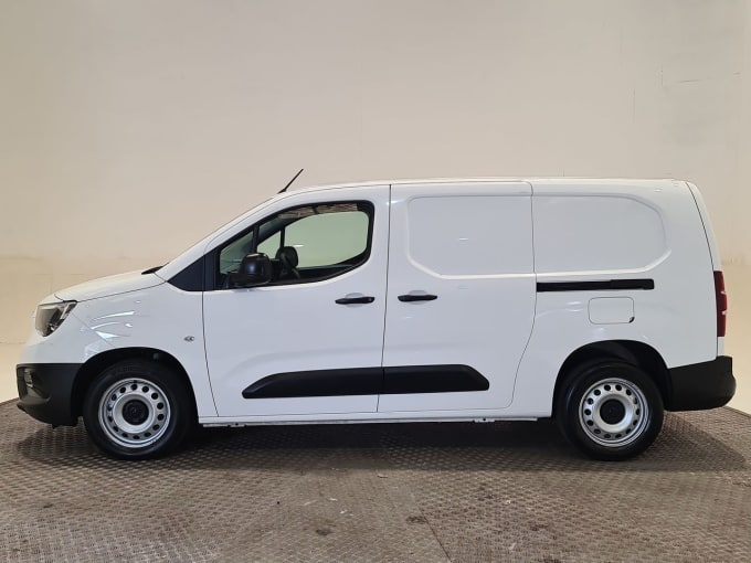 2025 Vauxhall Combo