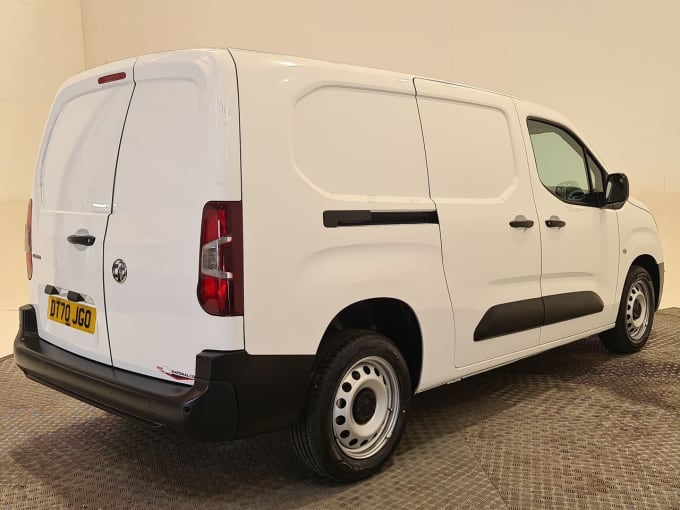 2025 Vauxhall Combo