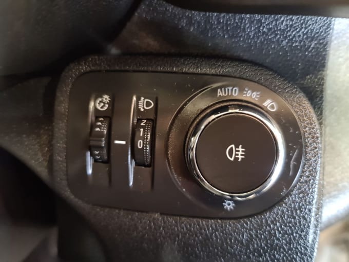 2025 Vauxhall Combo