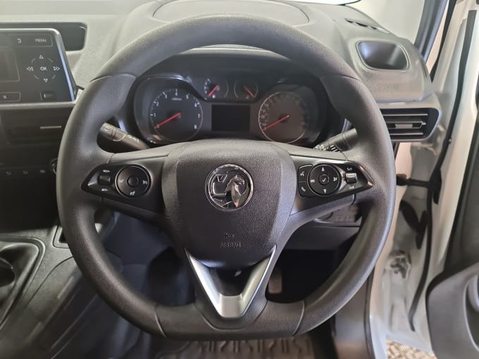 2025 Vauxhall Combo