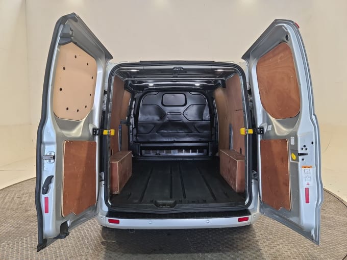 2025 Ford Transit Custom