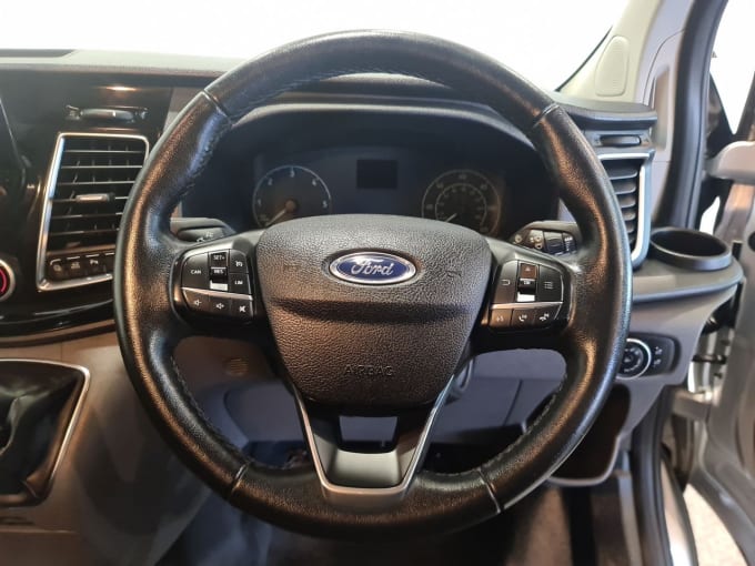 2025 Ford Transit Custom