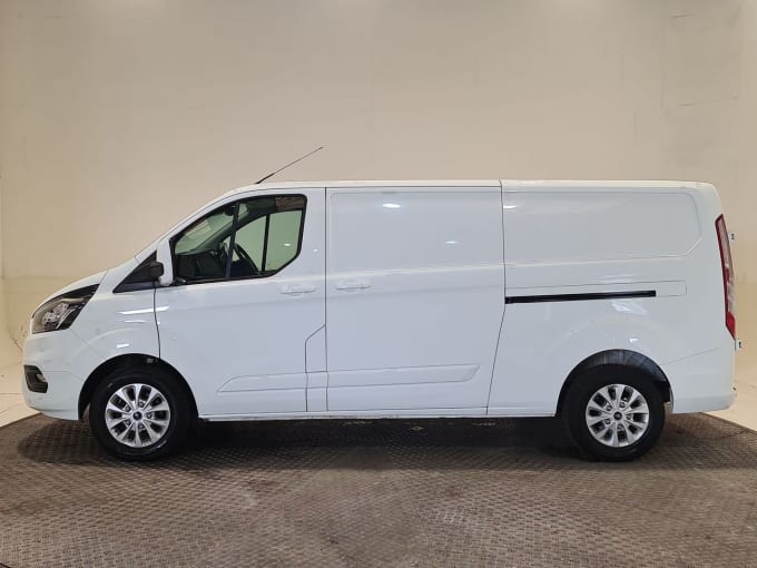 2025 Ford Transit Custom