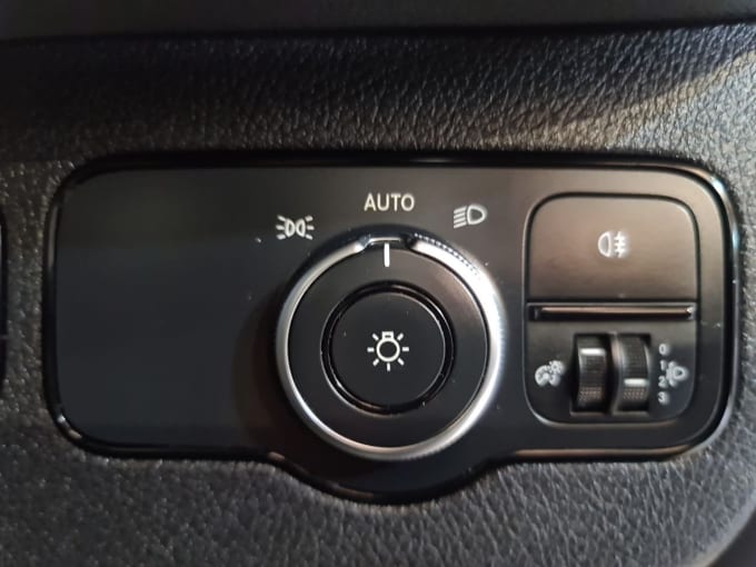 2025 Mercedes-benz Sprinter