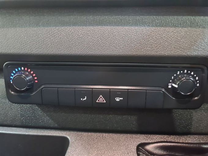 2025 Mercedes-benz Sprinter