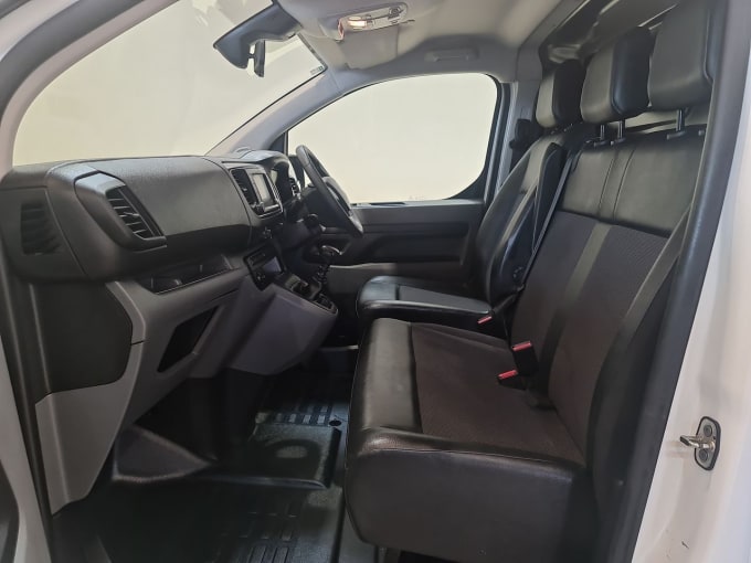2025 Vauxhall Vivaro