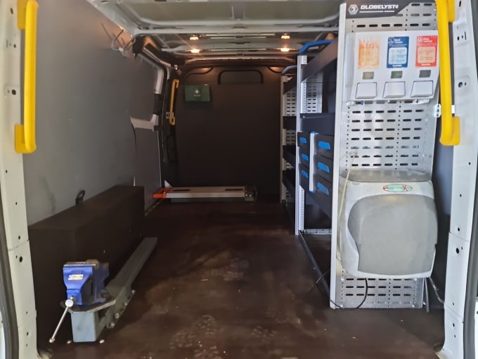 2025 Ford Transit Custom