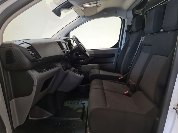 2025 Vauxhall Vivaro