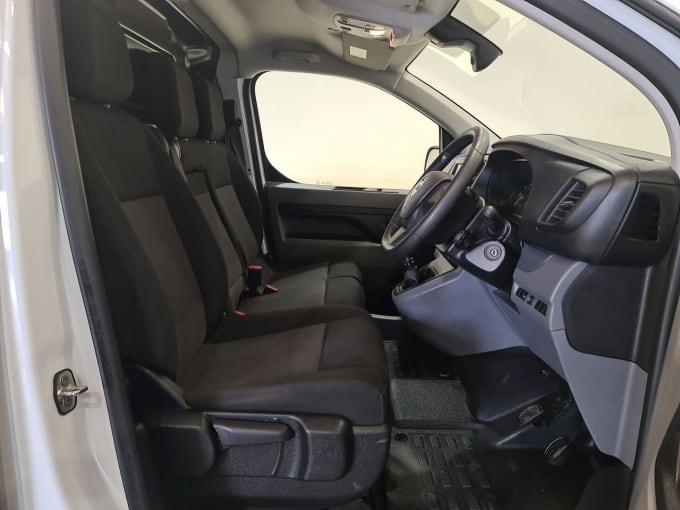 2025 Vauxhall Vivaro