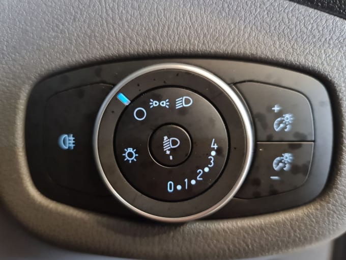 2025 Ford Transit Connect