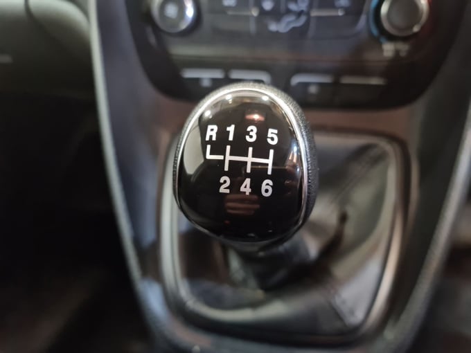 2025 Ford Transit Connect