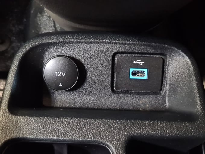 2025 Ford Transit Connect