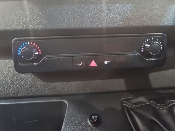 2025 Mercedes-benz Sprinter