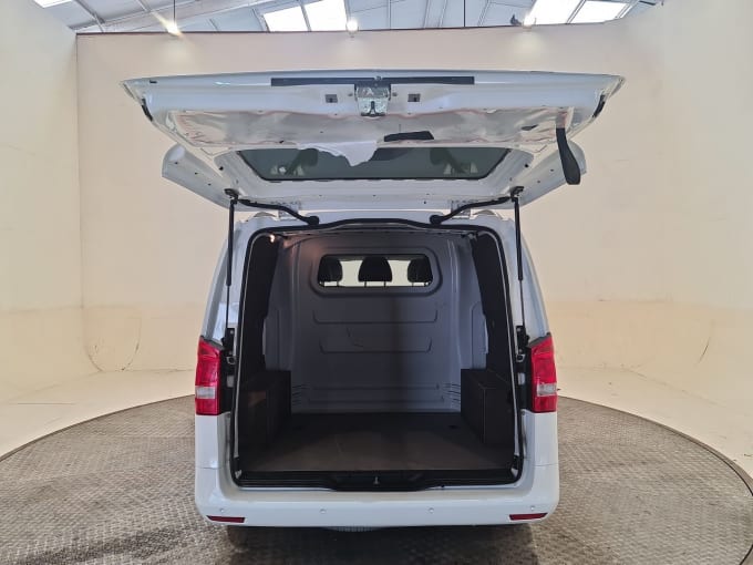 2025 Mercedes-benz Vito