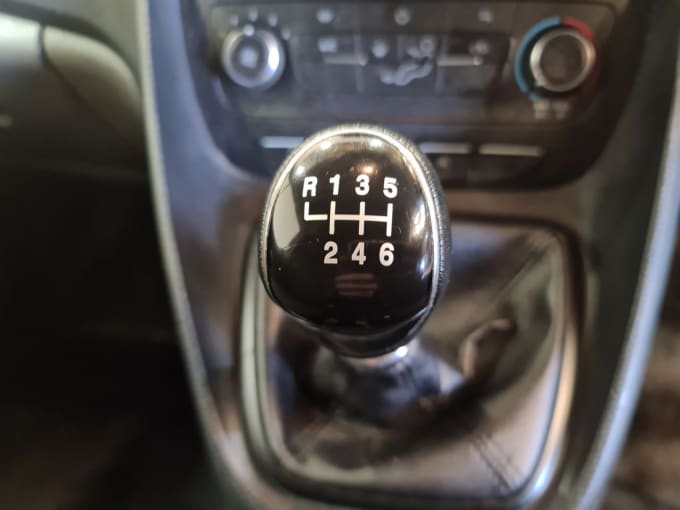 2025 Ford Transit Connect