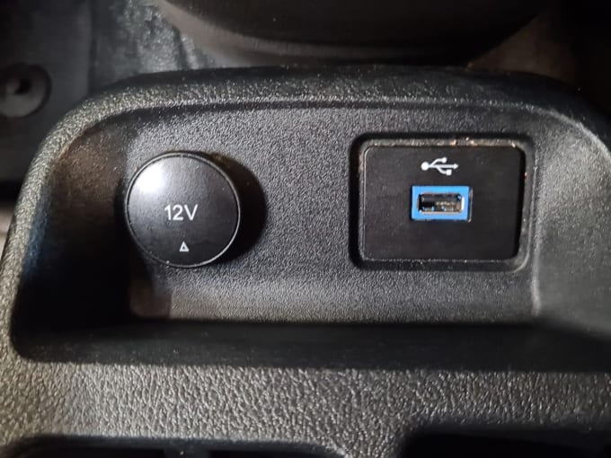 2025 Ford Transit Connect