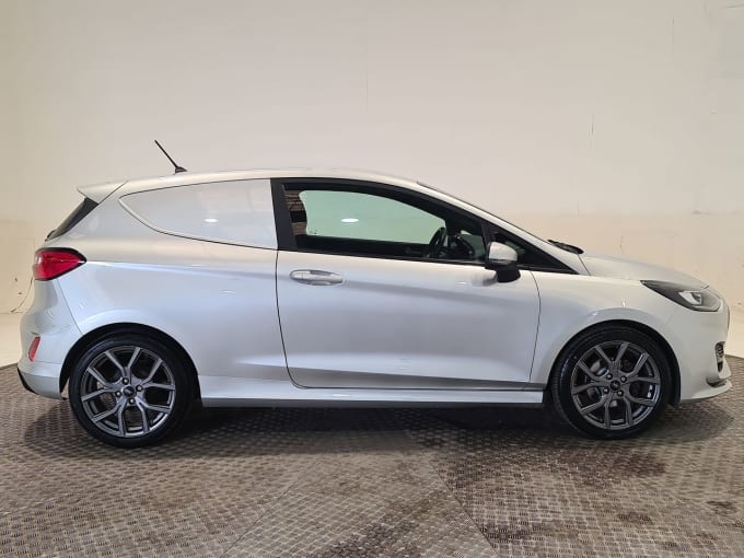 2025 Ford Fiesta Van