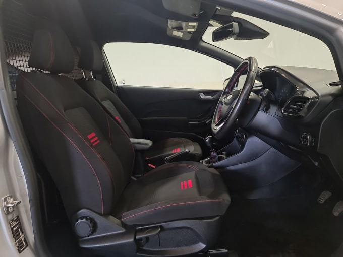 2025 Ford Fiesta Van