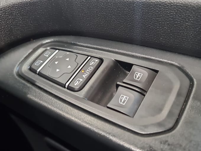 2025 Renault Trafic