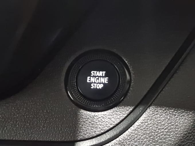 2025 Renault Trafic