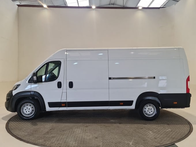 2025 Peugeot Boxer