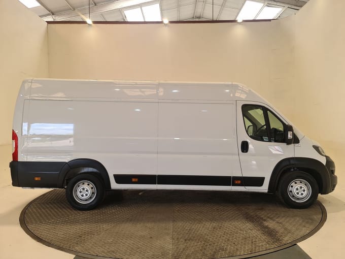 2025 Peugeot Boxer