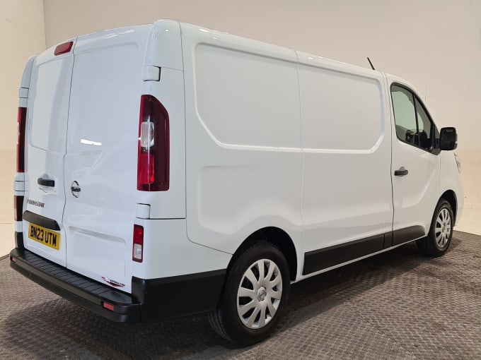 2025 Nissan Primastar