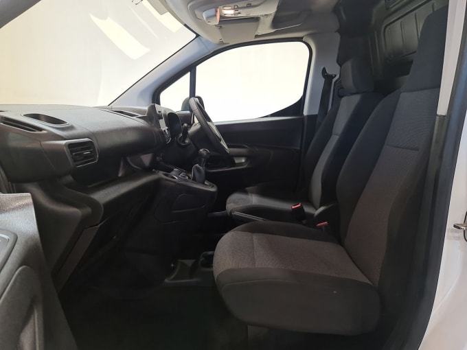 2025 Vauxhall Combo