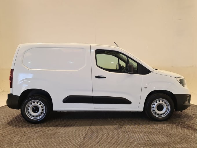 2025 Vauxhall Combo