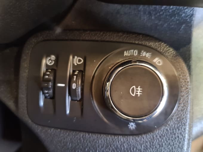 2025 Vauxhall Combo