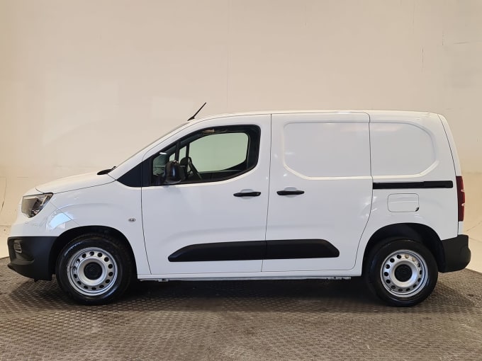 2025 Vauxhall Combo