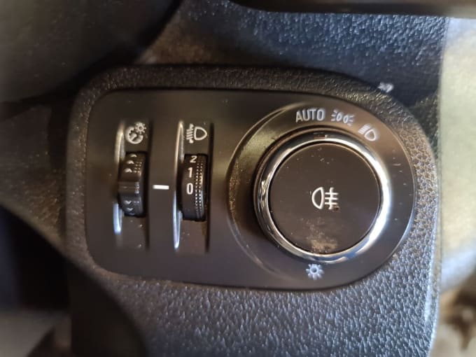 2025 Vauxhall Combo