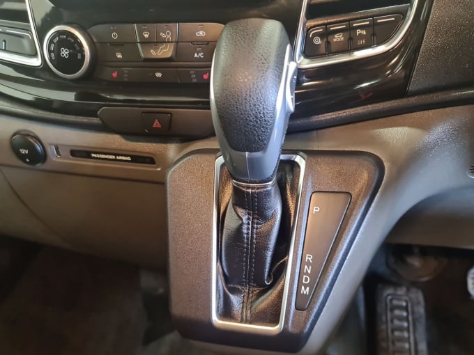 2025 Ford Transit Custom