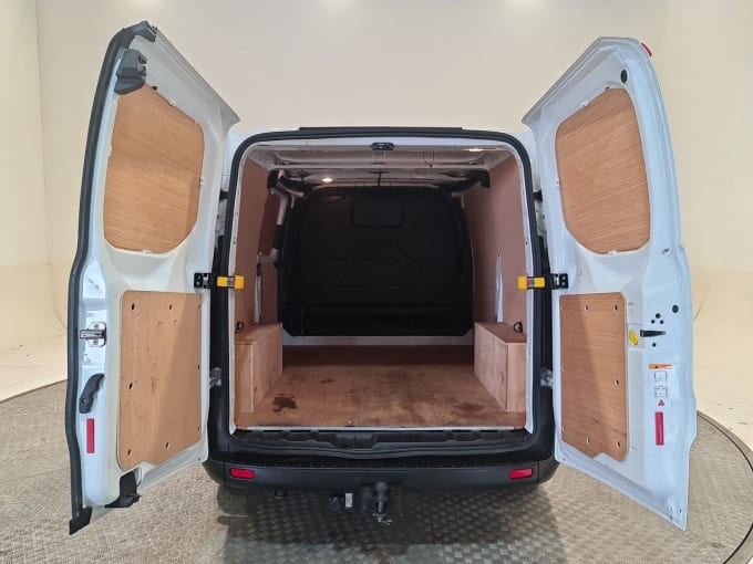 2025 Ford Transit Custom