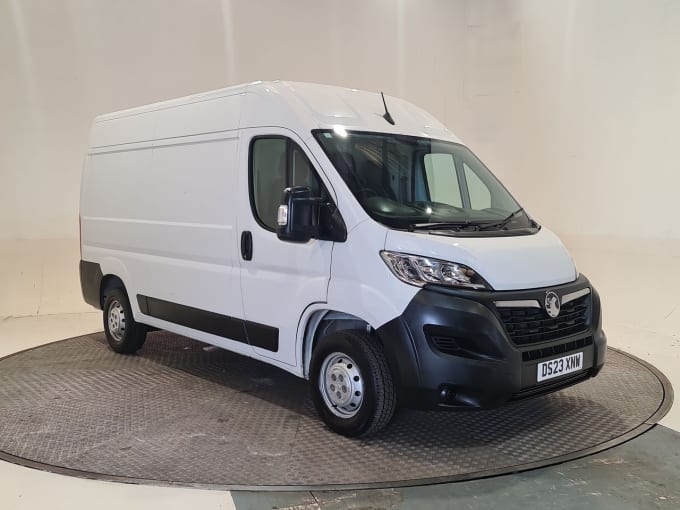 2025 Vauxhall Movano