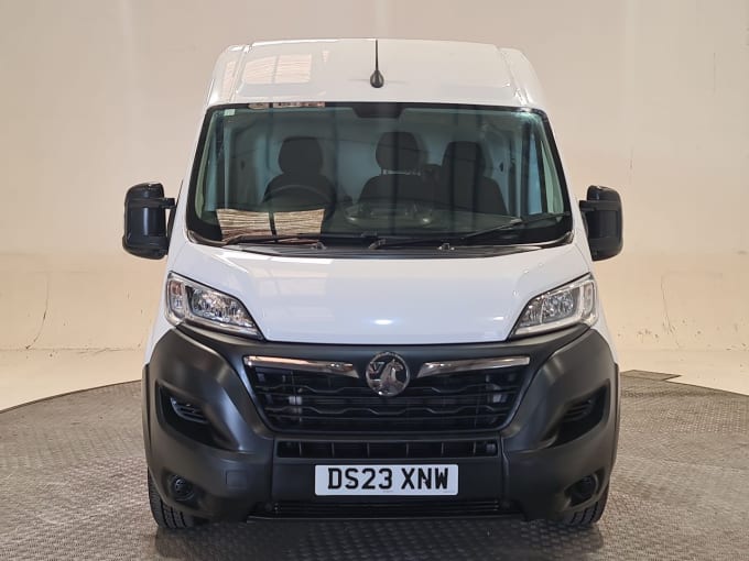 2025 Vauxhall Movano