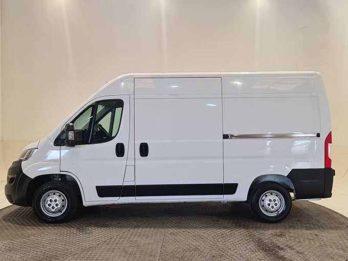 2025 Vauxhall Movano
