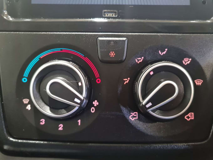 2025 Vauxhall Movano