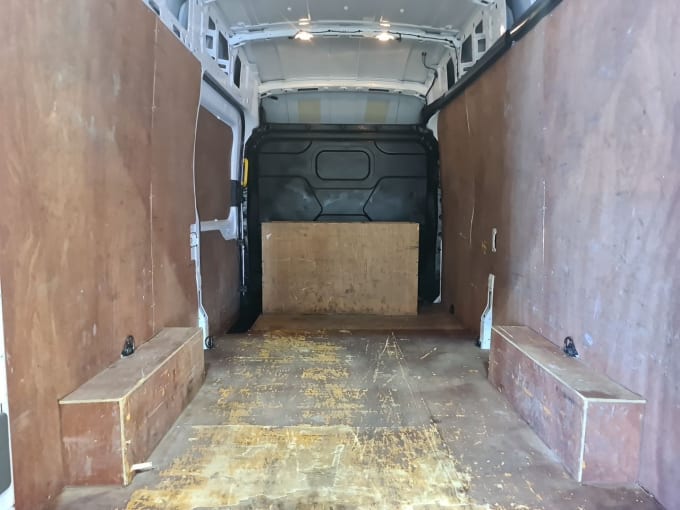 2025 Ford Transit